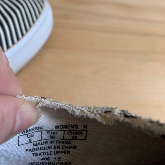 Pre-loved Tommy Hilfiger Striped Slip-on Sneakers with Studded Accents - Picture 4 of 8